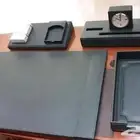 أطقم جلدية فاخرة وبتصاميم احترافية