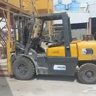 تاجير رافعة شوكية فوركلفت