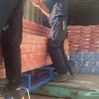 رفوف مستودعات