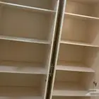 للبيع دولاب كبير