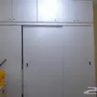 دولاب ابيض كبير تفصيل