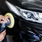 ادوات تلميع لتقبيل مع عماله
