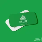 مصمم شعارات وهويات تجارية