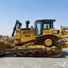 بلدوزر D8R للايجار