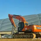 بوكلينات بوكلين حديثه وجي سي بي للايجار وحفر الاراضي