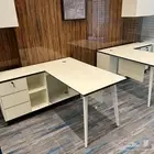 مكاتب متنوعة