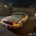 للبيع بيوك 93 رودماستر ذهبي نظيفة جدا