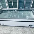 فريزرات تجميد عرض زجاج