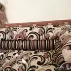كنب متصل كبير تفصيل خشب.