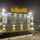 لوحات محلات حروف بارزة واستيكرات وبنر وكلادنج ضمان 10 سنوات