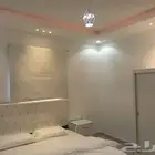 شقة مفروشة جديدة غرب حديقة المطار وممشى الروضة