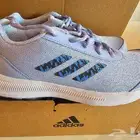 شوز اديداس نسائي مقاس 36