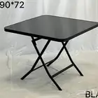 طاولات خارجية