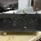 للبيع عداد (طبلون ) جيب شاص وربع موديل 1985