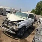 تشليح جيب لاندكروزر الموديل 2000 للبيع قطع غيار فقط