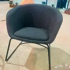 تأجير كنب مخمل وجلد فردي وثلاثي و طاولات وكراسي بيت شعر