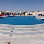 فني مسابح في جده