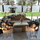 ملكة تتميز بالجمال والرقى مع طاولة حلا ومرايه استقبل