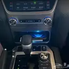 شاحن لاسلكي تويوتا لاندكروزر