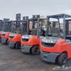 يوجد لدينا رافعات شوكية