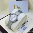 ساعة ديور النسائية