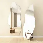 ستاند مرايا عصرية .. مرايا متعرجة