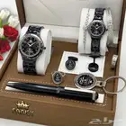 طقم ساعه رجالي و نسائي تصميم بالاسم حسب الطلب