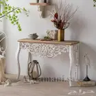 طاولة كونسول خشبي بتصميم بوهيمي