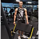 مدرب لياقة بدنية وعلاج طبيعي