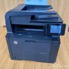 طابعة مستعمله ليزر طابعة وتصوير بدون واي فاي. ب 550 ريال