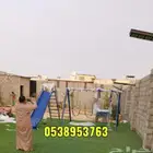 معرض لألعاب المراجيح والزحليقة وجلسات حديدية