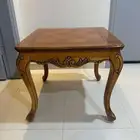 للبيع طاولات
