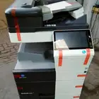 ماكينات الطباعة والنسخ والتصوير.