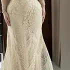 فستان زواج من فوق ريش بس بالصوره مو باين