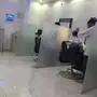 حلاق للتقبيل 