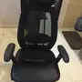كرسي ومكتب للبيع 