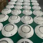 كشافات مسبح