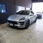 مركز صيانة سيارة BMW ومرسيدس