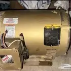 محرك كهربائي نضيف