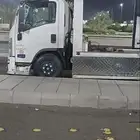 سطحه المدينه لنقل السيارات العطلانه والمصدومه