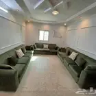 مجلس جودة عالية بحالة نظيفة وشبه جديد