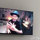 شاشة للبيع وحجمها مو صغير متوسط الحجم