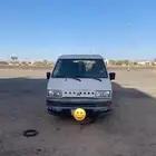 باص متسوبيشي بضاعة