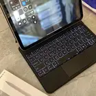 ماجيك كيبورد ايباد وقلم للبيع