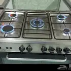 فرن شبه جديد للبيع نظيف جدا والسعر 440 ريال