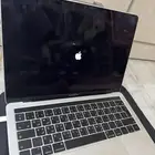 2000ريال فقط للبيع MacBook Air 13 موديل A2179