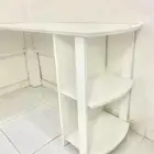 مكتب نظيف جدا