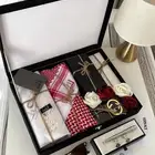 طقم رجالي مكون من قماش وشماغ نضاره فرزاتشي وكبك وقلم عطر