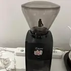 مطحنة قهوة .