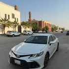 كامري للبيع نظيفه